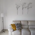 Sun 'n Joy Apartamento *