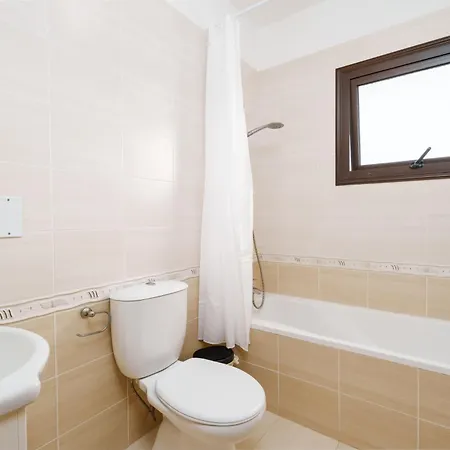 Sun 'n Joy * פאראלימני