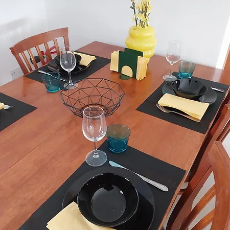 דירה Sun 'n Joy פאראלימני