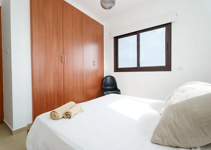 Sun 'n Joy 아파트